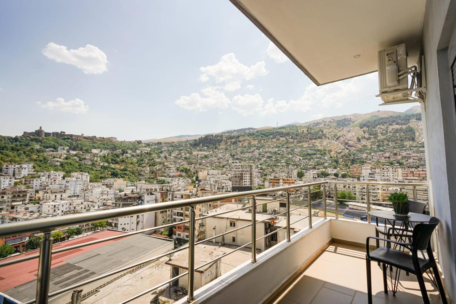 View City Apartments Гирокастра Экстерьер фото